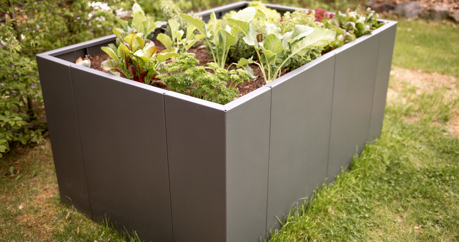 Een verhoogde tuinbak winterklaar maken: handige tips